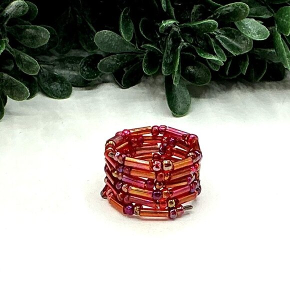Iridescent Red Seed Bead Spiral Wire Wrap Ring size 6- 7 - Picture 3 of 6